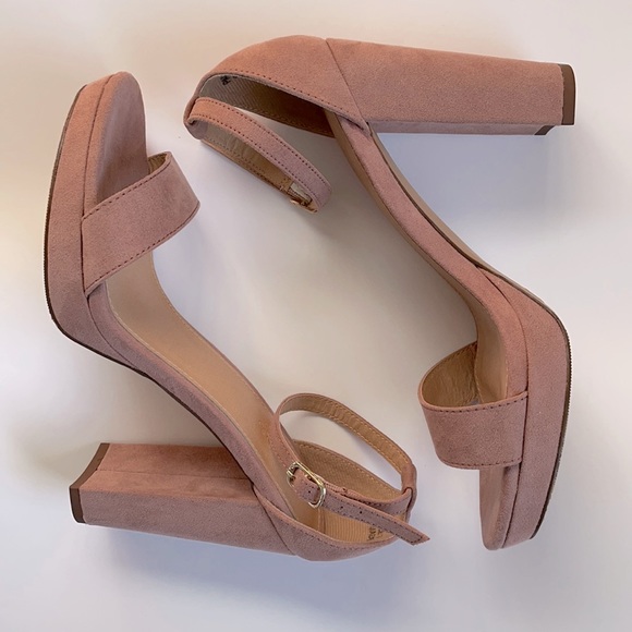 Steve Madden Shoes - Mauve Color Block Strappy Heels!